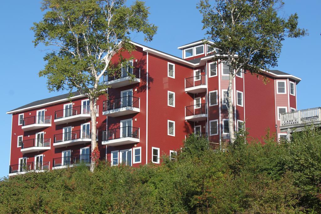 Lanes Riverhouse Inn & Cottages Montague Exterior photo
